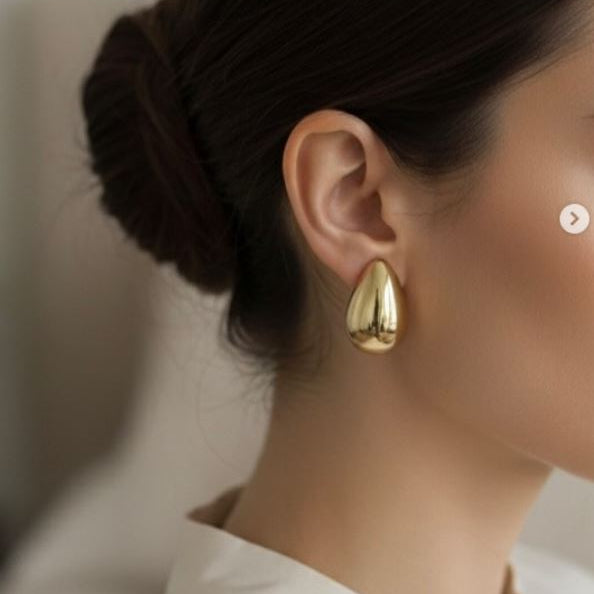Tear Drop Earring - Golden