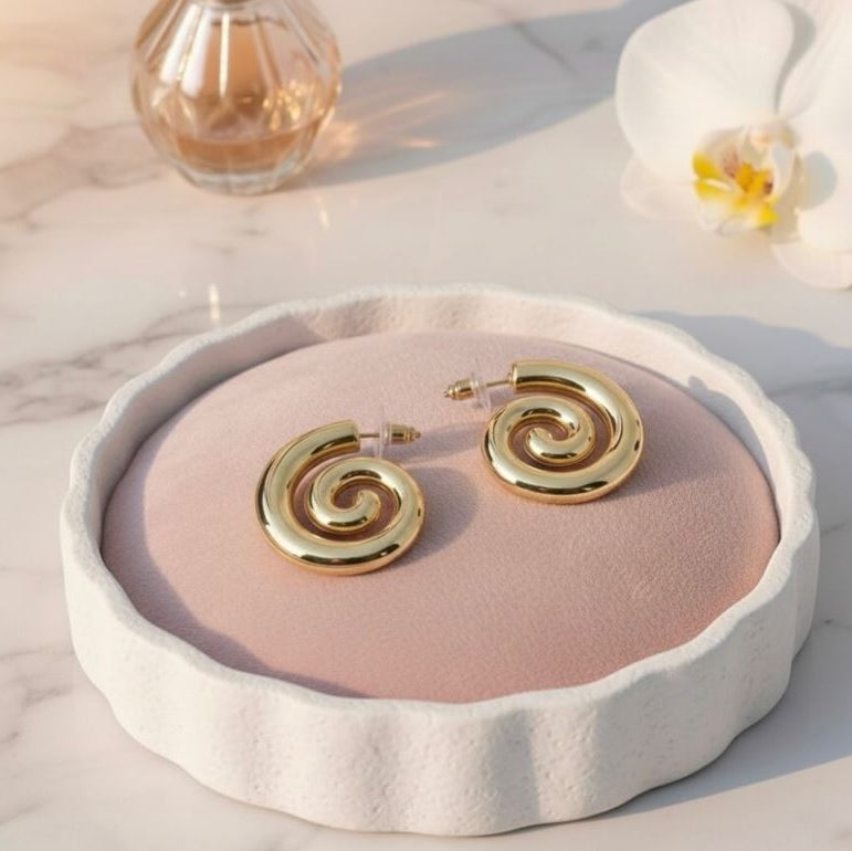 Snail Shell Earrings - Golden