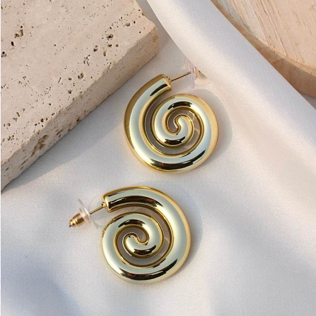 Snail Shell Earrings - Golden