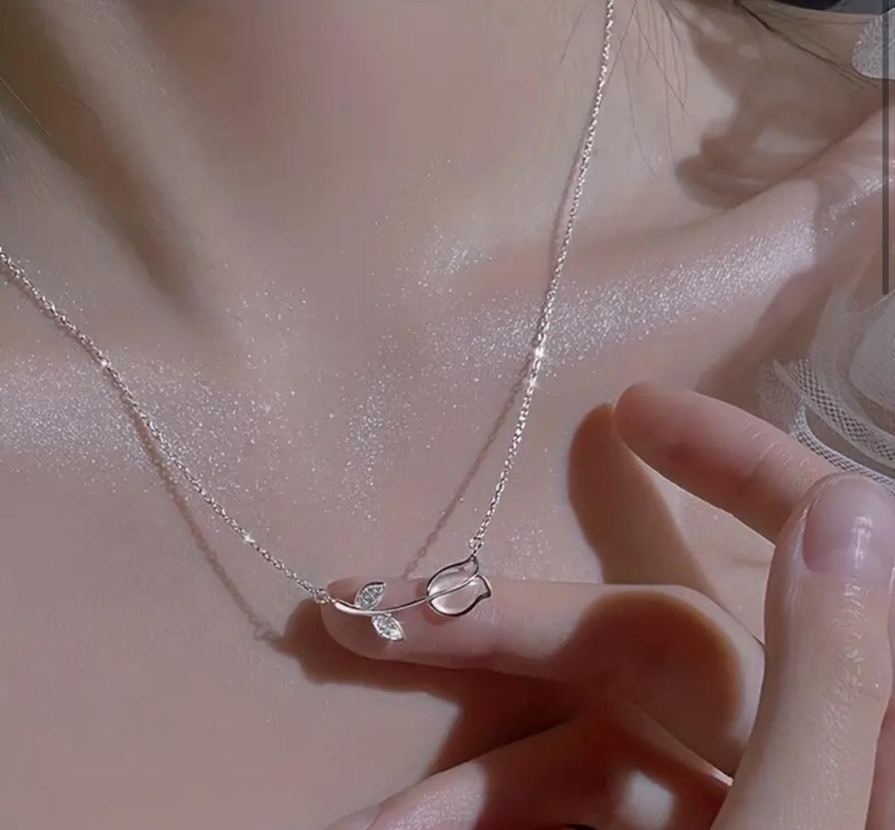 Tulip Pendant