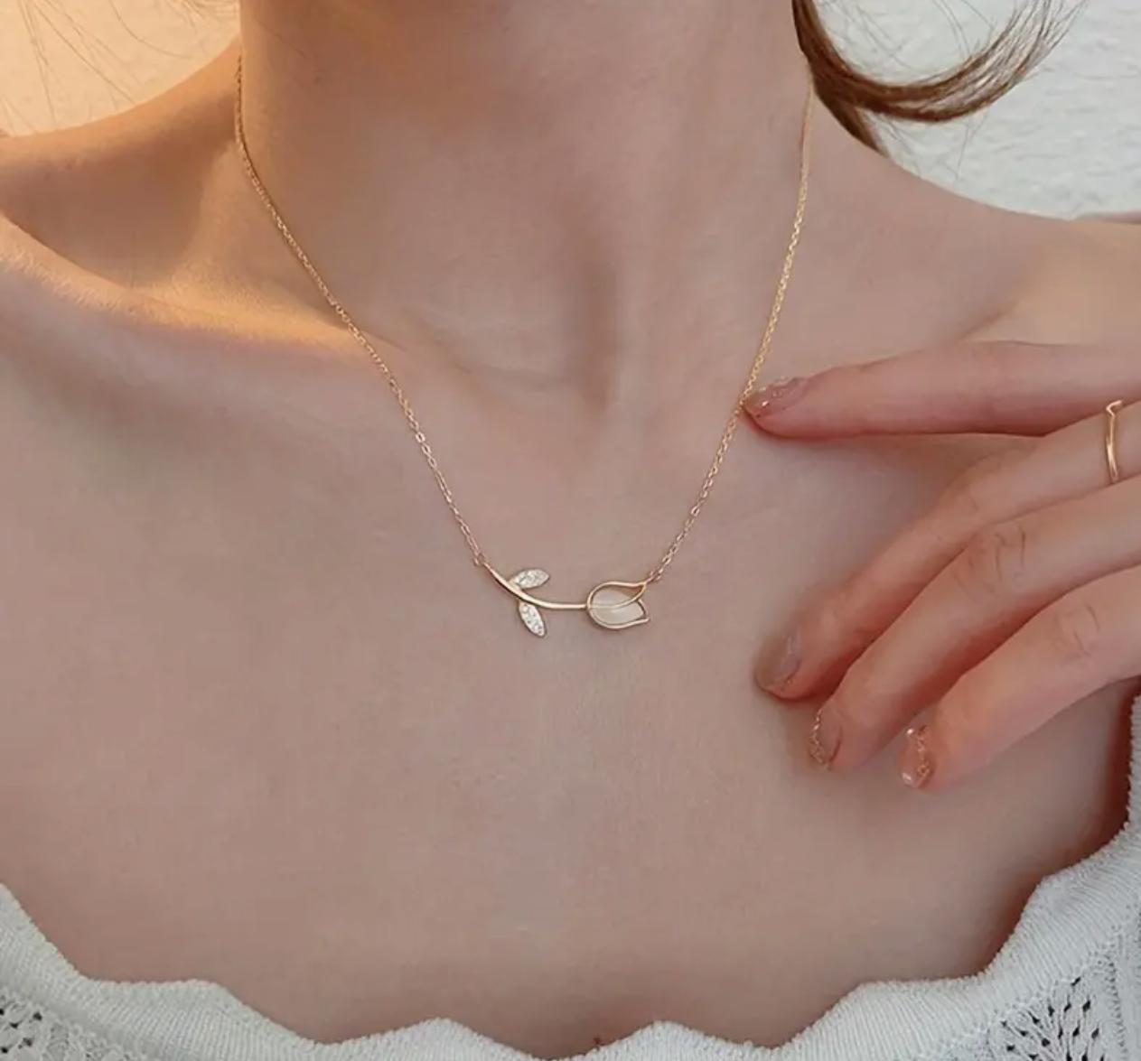 Tulip Pendant